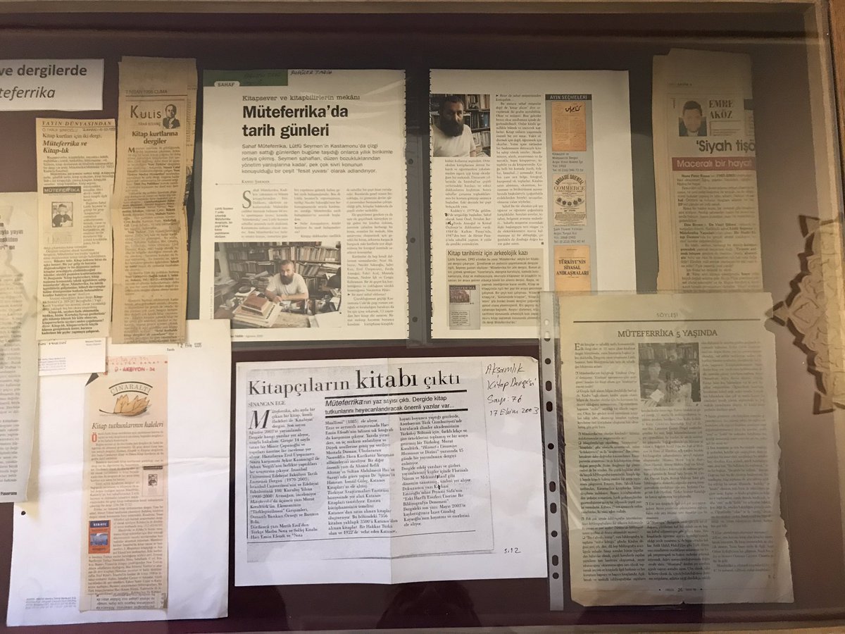 JulVernTR's tweet photo. Kadıköy Belediyesi TESAK’ta sahaf @lutfuseymen ‘in yayımladığı Müteferrika kitabiyat dergisinin 25. yıl sergisi. 
Dergiyi hazırlayan ustalar ve 25 yıllık maceraya dair belgeler, fotoğraflar, mektuplar, haberler, röportajlar... https://t.co/76XC0jYx11