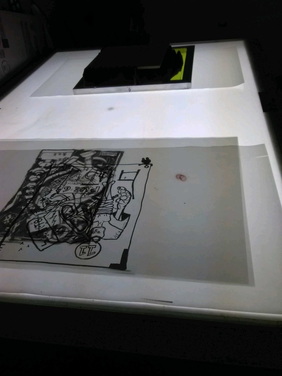 RCLPeoria's tweet photo. A quick screenprinting class using the light table to burn screens by RCL member Jay Babin #rclmakes #rclpeoria #makersgonnamake https://t.co/XSo30cgM0U