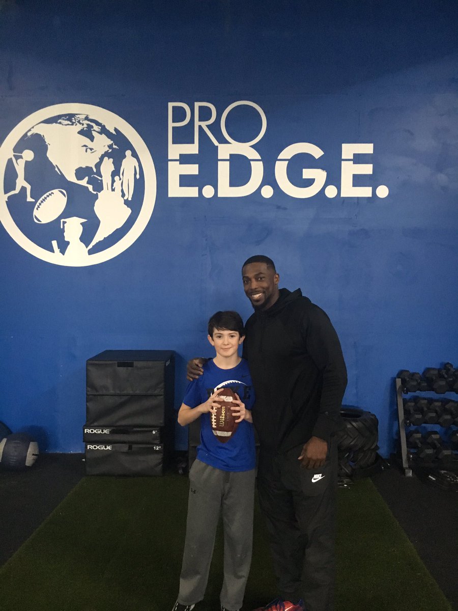 flashtonap1's tweet image. Great session with Madei this morning- contining advance my game.