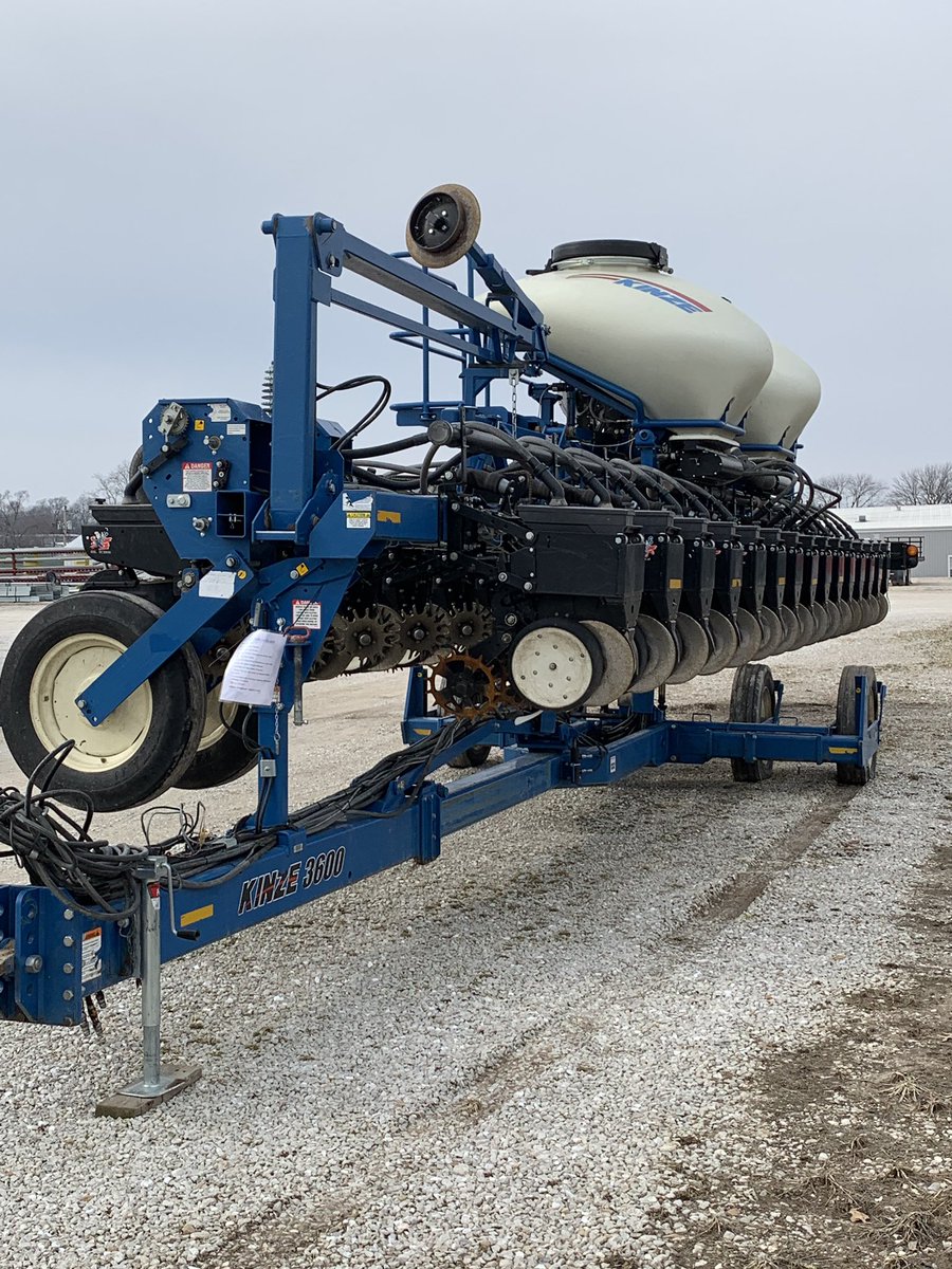 gschupback's tweet photo. I have a 2012 Kinze 16/31 For Sale. RT appreciated!! https://t.co/lSJ4bPfNhY