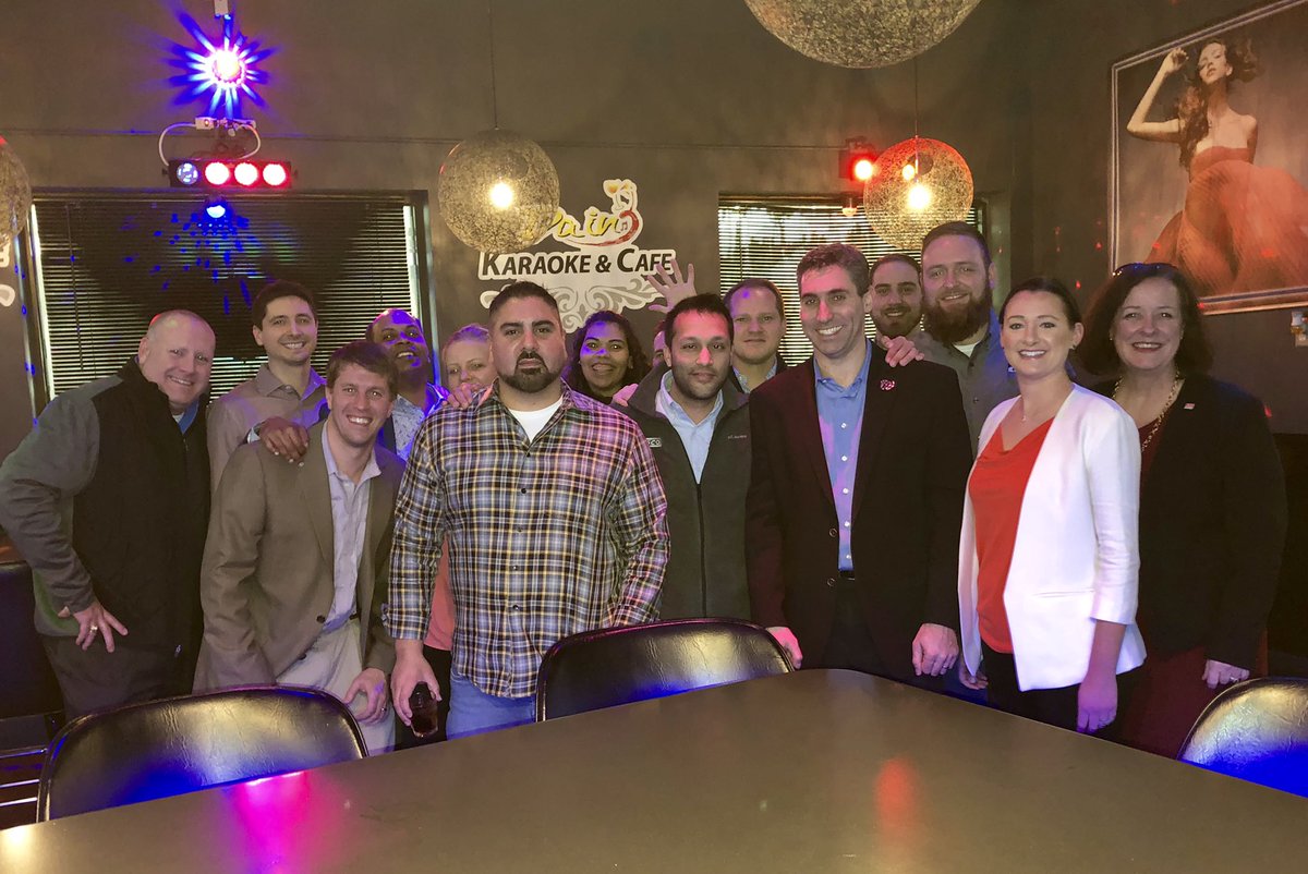 Corp_Comp's tweet photo. 🌎 Enjoyed some good food and drinks at Honey Pig with a great group of friends in the #DConstruction industry. @KastleSystems @WILMOTMOD @twHITTr @gefrisco @CoakleyWilliams @Nationals @TradesmenInt @AlliedUniversal #construction #av #cre https://t.co/KLWH1kLB6I