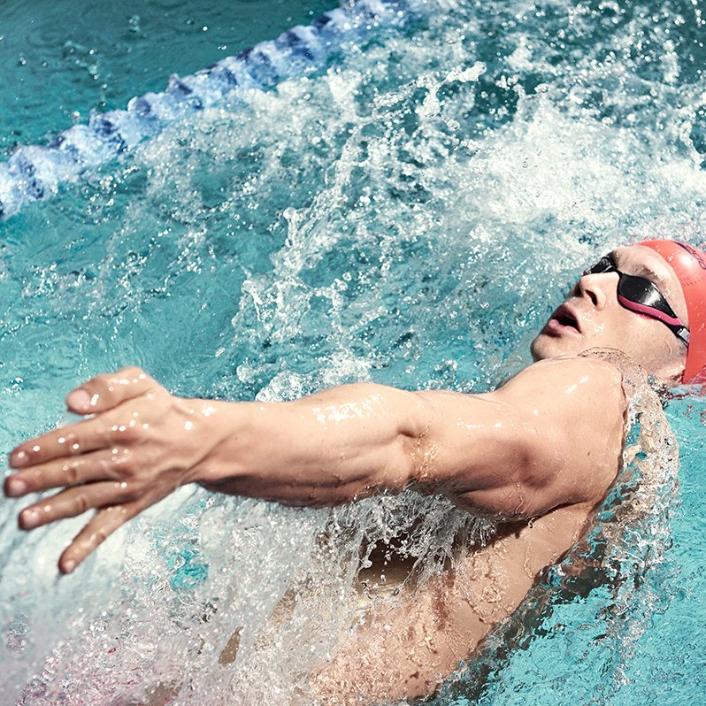 SpeedoUK's tweet image. World record holder @ryan_f_murphy is #MadeFor backstroke, tag below the backstroker in your team 🐻 #MadeForThis #MadeForFastskin #Speedo #Fastskin #TeamSpeedo
