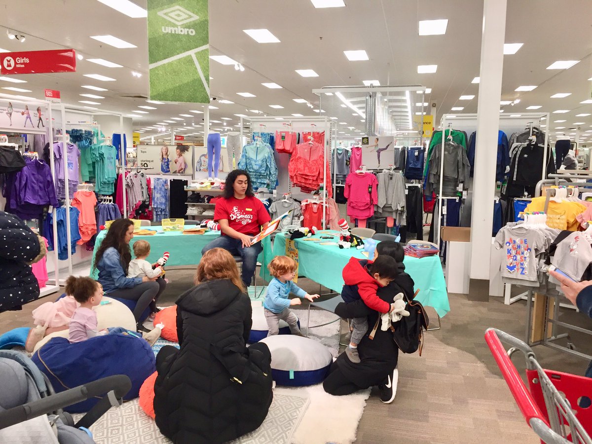 TargetVM_Philly's tweet image. Happy Birthday Dr. Seuss!! Our team member Dr. Zeus did a wonderful job today reading, making balloon animals and coloring with the kids. Who doesn’t love a little story time?! #drseussweek #drseuss #coloringbooks #storytime #target #targetevent #targetdoesitagain #teamtarget