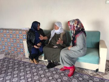 vantusbakadin's tweet photo. #HIDIR #OCAKLI #YEMLİCE #AKÇAÖREN Mahallelerimizde;
İl Kadın K Bşk Sn.@havvaduran65,
İlçe Başkanımız Sn.@GuniniMugdat, Bld Bşk Adayımız Sn.@Salih_Akman, İlçe Kadın K Başkanımız Sn.@hacersevginaltn ve yönetimlerimiz ile gönül köprüleri kurmaya devam ediyoruz.
#KazananTuşbaOlacak https://t.co/IWjyiP5f90
