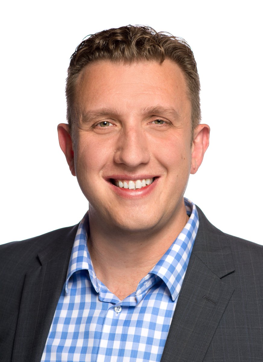 Game-changing #internalcommunications thought leadership comes to Portland! Elated to announce <a href="/chuckgose/">Chuck Gose</a> as the first keynote for <a href="/PRSAOregon/">PRSA Oregon</a>'s #CommCon2019, #Portland's premiere #strategiccommunications conference. eventbrite.com/e/2019-communi… Early-bird tickets are now on sale!