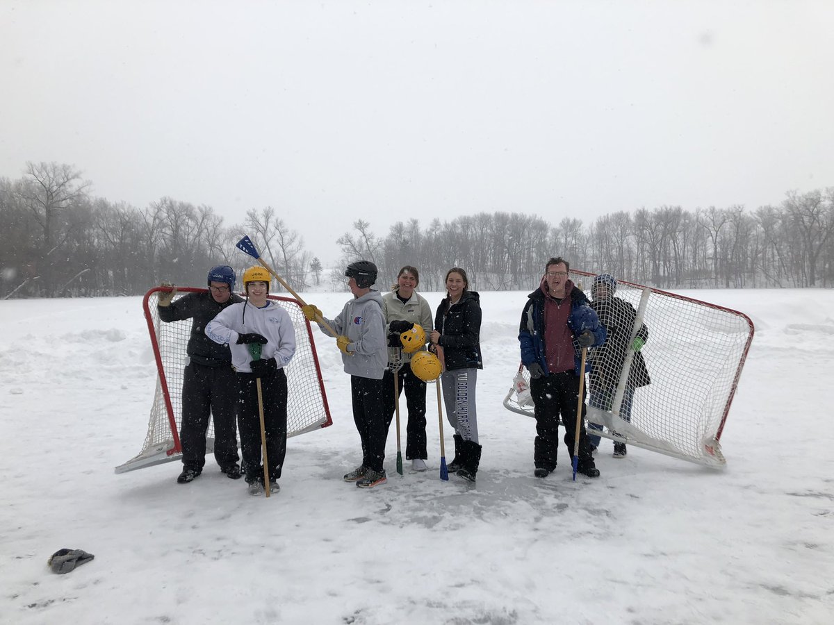 MsJennaOBrien's tweet image. Broomballing it up on a Friday! #winterrec