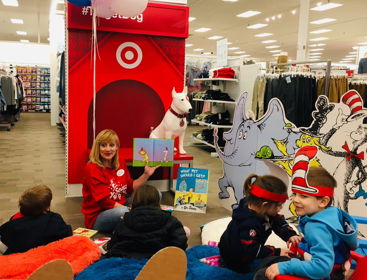 Amazing Dr. Seuss Event! #Worksomewhereyoulove <a href="/LeahDevlin11/">Leah Devlin</a>