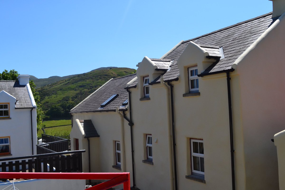 MillersClose's tweet photo. @markcharnock @dominicbrunt          You love the Mournes, we love the Mournes! Check out Millers Close Holiday Cottages https://t.co/dg1qIDQpXf https://t.co/EFE2lcfY7U