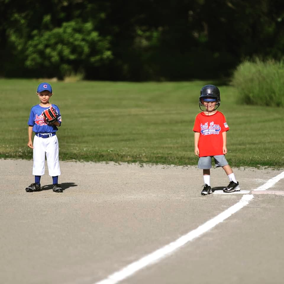 SLJuniorLeague's tweet photo. 2019 spring season early registration ends tomorrow, March 3rd!

For info on divisions, dates, days of games/practices, &amp; other FAQ, goto:  https://t.co/fB2SNFYyuL

Register your child, go to:  https://t.co/GMgAffsZRQ

Visit https://t.co/oC0JM0mv4O for addt'l info on the league! https://t.co/POWMzRRo7E