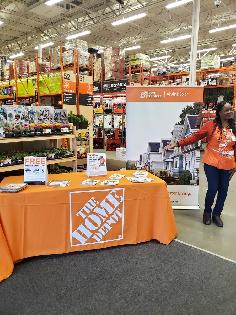 Driving leads today at Store 2507. Hitting it hard with our new solar service and our new rep here giving us a helping hand. <a href="/VidaMajesstiff/">Vida West</a> <a href="/weavkiler/">Weaver</a> <a href="/EmgeJim/">Jim Emge</a>