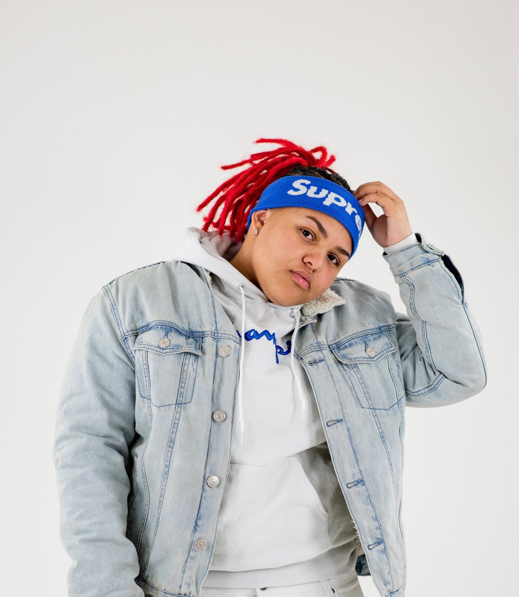 Official Liyah tweet media