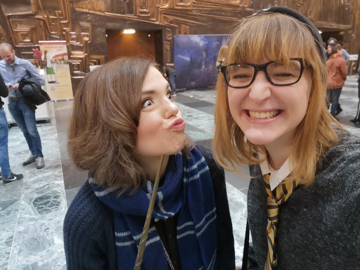 Anna (@snappy_inc) on Twitter photo Gerade endete die Vorstellung von #HarryPotterinConcert es war so wunderschön ich empfehle zu 110%
Jeder Harry Potter Fan sollte das erleben <3 danke an <a href="/AlegriaKonzert/">Alegria Konzert</a> für die Einladung <3 und danke an <a href="/Zwitschereva/">🌸EvaYabai🌸🥔💕</a> fürs dabei sein :3 Gerade endete die Vorstellung von #HarryPotterinConcert es war so wunderschön ich empfehle zu 110%
Jeder Harry Potter Fan sollte das erleben <3 danke an <a href="/AlegriaKonzert/">Alegria Konzert</a> für die Einladung <3 und danke an <a href="/Zwitschereva/">🌸EvaYabai🌸🥔💕</a> fürs dabei sein :3
