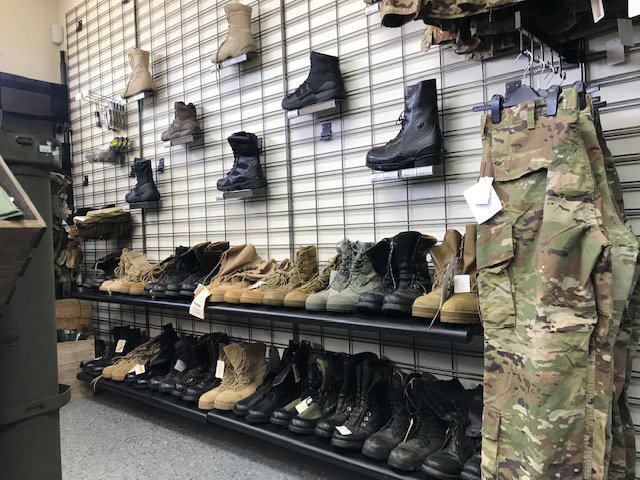 SURPLUSonX's tweet image. Have seen the new look at Surplus Provisions in Cranston yet??? We continue to do our best to better serve you our loyal customers! Open 7 days a week! 

#shoplocal #knifefanatics #pockettools #ccw #pocketdump #beprepared #survivalist #preppergear #militarygear