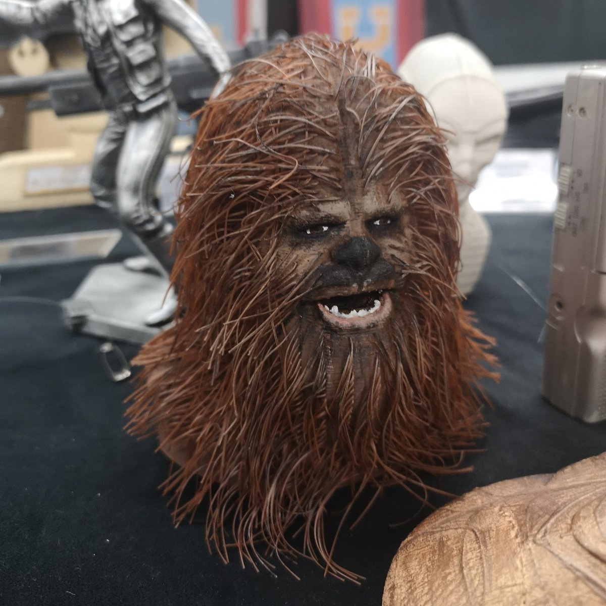 geeksdusud's tweet photo. Notre #Chewbacca sur le stand de @geeksdusud à #AkaToKin
#3d #3Dprint #3Dprinting #impression3D #imprimante3D #StarWars https://t.co/Q5QCaRX4KX