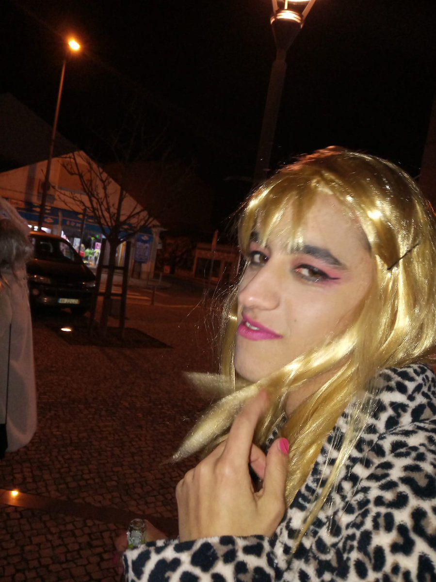 JoaoFeto's tweet photo. AJUDA... ESTA LINDONA DESAPARECEU ONTEM À NOITE E AINDA NÃO APARECEU... tragam o meu amor de volta, qualquer pessoa com informações DM... RT para chegar a mais pessoas... #HojePorMimAmanhãPorVocês https://t.co/ST2S2lLuqR