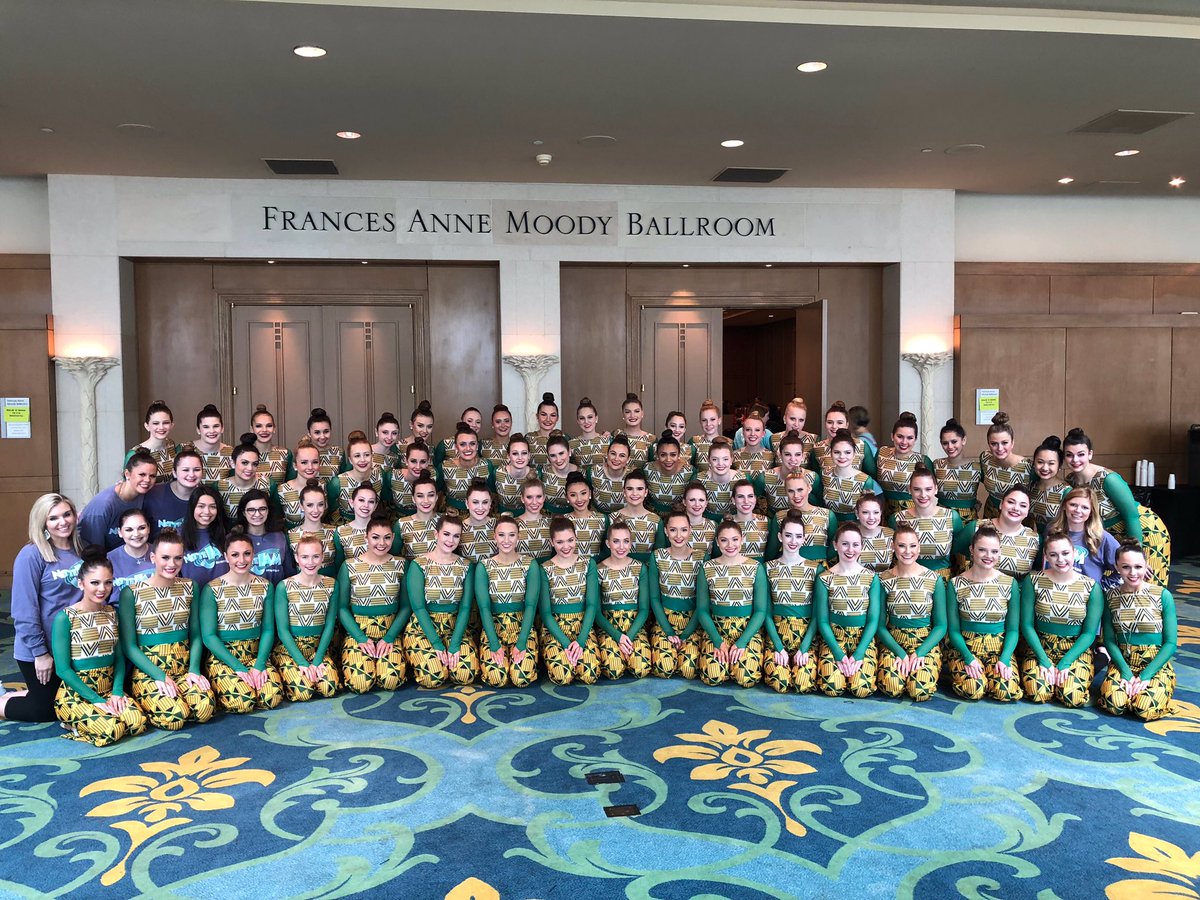 Last time best time!💛💙