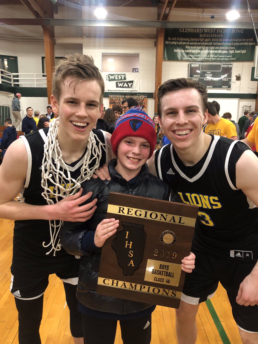 DAC124's tweet photo. @LTWaterman @LTHS_Athletics @LT_Lions_Bball @IHSA_IL @LTWeirdos @LTspirit Go lions! https://t.co/j9Q3QkeZR2