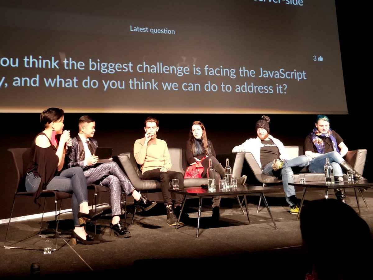 Exactly one year ago I happened to sit on a table with @sarah_edo on the  @jsconfis right before her closing keynote. She was so nervous and almost anxious about her upcoming talk. But her keynote was outstanding  & that taught me that even experts are just 'normal' human beings.