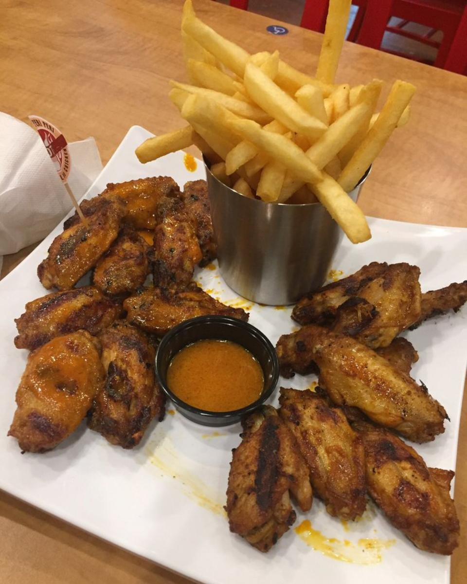 PortuCalPeri's tweet photo. The recipe for happiness and the recipe for our Peri Peri chicken are suspiciously similar. https://t.co/coqpWxER22