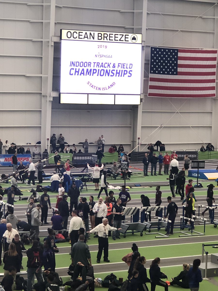 BhsChild's tweet photo. NYS Indoor Track &amp; Field Championship Day!!! Go Patriots!!!@BinghamtonCSD @Kevin_Richman  @DrToniaThompson https://t.co/8J3pKJfPTA
