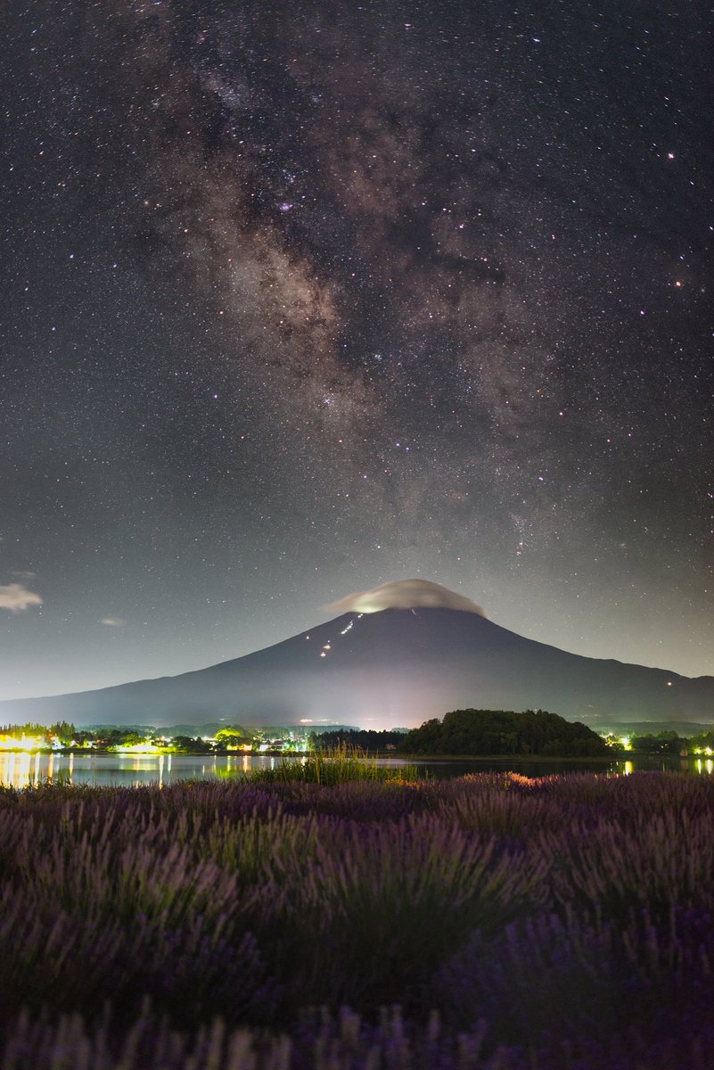 becarioenhoth's tweet photo. La Vía Láctea sobre el Monte Fuji (Japón)

📸: kritayuga (https://t.co/K1thWe0jkU) https://t.co/fz0A2BRQ7N