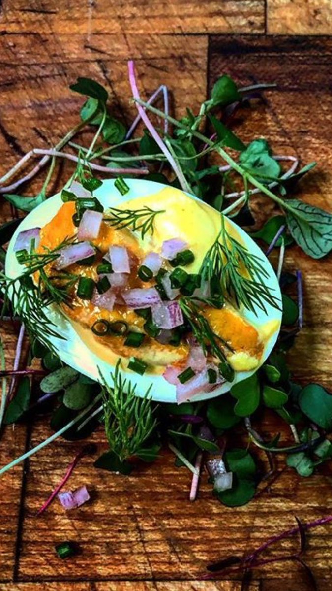 TheFoodie8's tweet image. #DeviledEgg #Uni #PickledOnions #FreshDill #SmallPlates #FullOfFlavor #SaturdayNightsAlright 👍👍👍