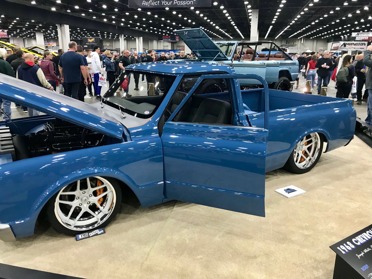 dsparks37's tweet photo. #AutoRama #DreamTruck https://t.co/7AEgoizHSs