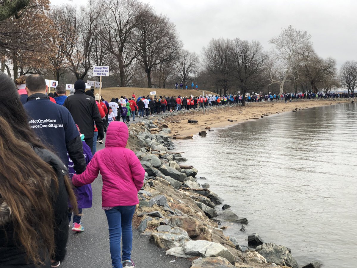 LexPerk's tweet photo. Took the weekend off of work to do something very close to my heart. Surprised my mom and some friends for the 6th Annual #atTAcK5K in DE. Go to https://t.co/3Mx41IQqni to learn more about this awesome organization. #TeamPerks ❤️ https://t.co/lTxrHm2Xlp