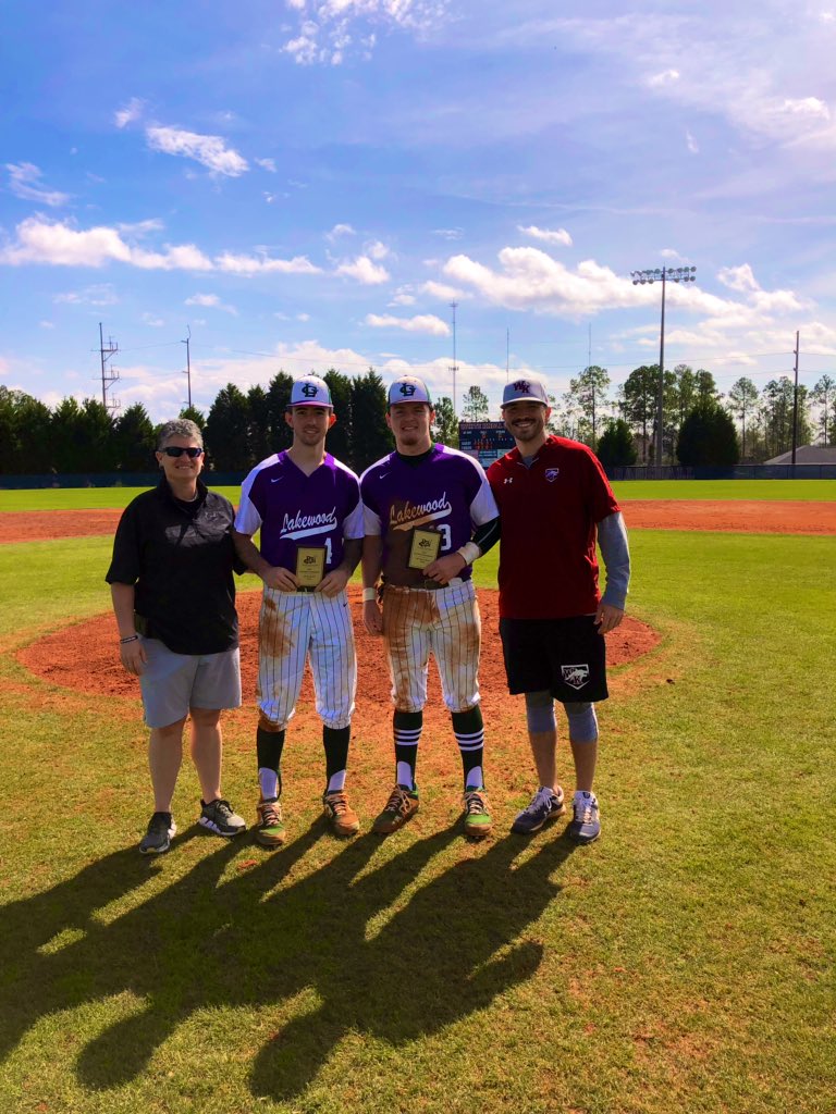 RedBankInv's tweet photo. Congratulations to the all tournament and all academic recipients from @LHSgatorbbl Trent Frye &amp; David Frye and Kyjuan Wise &amp; Riley Summer from @NHSDogsBaseball https://t.co/cNfGdL1RS5