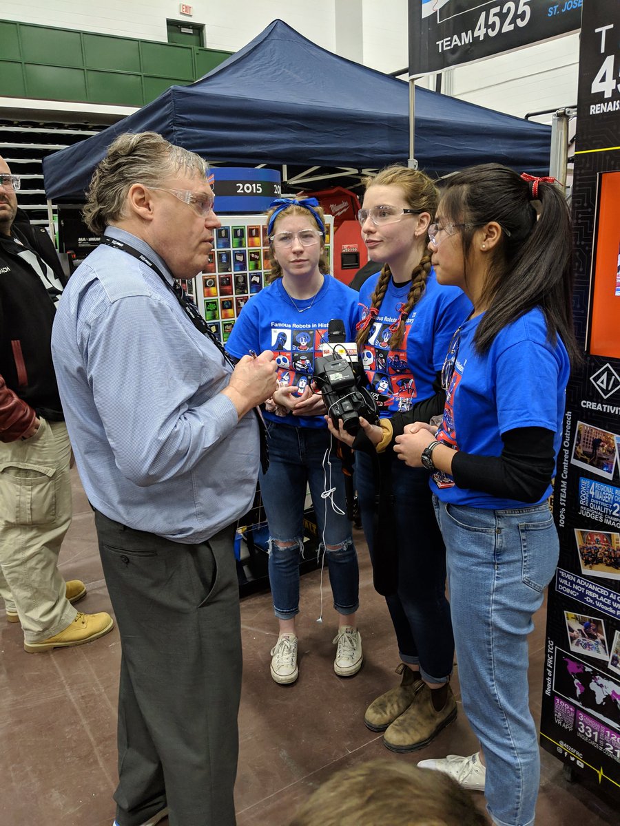 4525robotics's tweet photo. Having a great time talking to @TStvMedia all about how awesome being part of @CANFIRST and #STEAM is for our community! #STEAMpoweredSTEM #OMGRobots #DURHAMFRC #DESTINATIONDEEPSPACE https://t.co/9Wr1BuRUS6