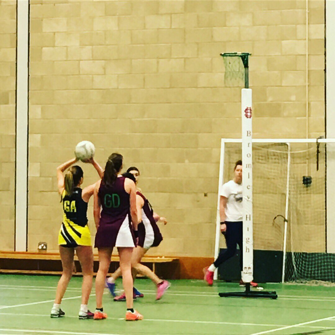 BeaconsNetball's tweet photo. 4th team have a good game this morning against Blackheath, despite taking a loss there were some great performances and some interesting new combinations! 👍 #Beaconsnetball #newcombos https://t.co/7xv6mFzvW5