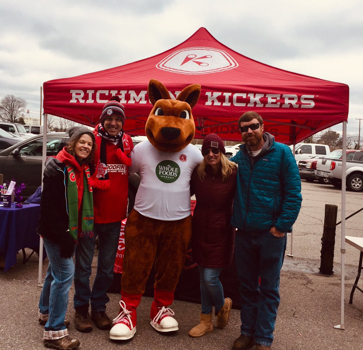 SCSutton's tweet photo. @RCRedArmy @RichmondKickers #Kickeroo #kickeroointhehouse @GoSquirrels https://t.co/Ghv8vG5Db6