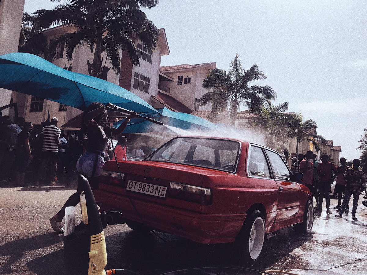 _gyasiboateng's tweet photo. At the #Afrocentrix2 car wash🌼
 @lester_o3  #shotoniPhone #VSCO 

RT 🇬🇭🇬🇭 https://t.co/c0O5hMPssa