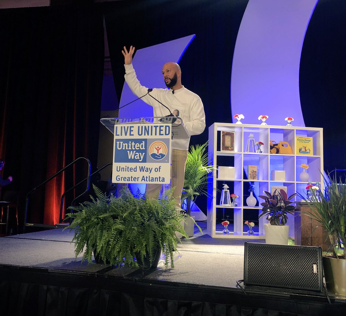 unitedwayatl's tweet photo. “Muhammad Ali said: ‘Service to others is the rent you pay for your time here on earth.’ Our rent is due, y’all. Our rent is due.” - @common #LeadWithAAP2019 https://t.co/H4AH0rSQ0H