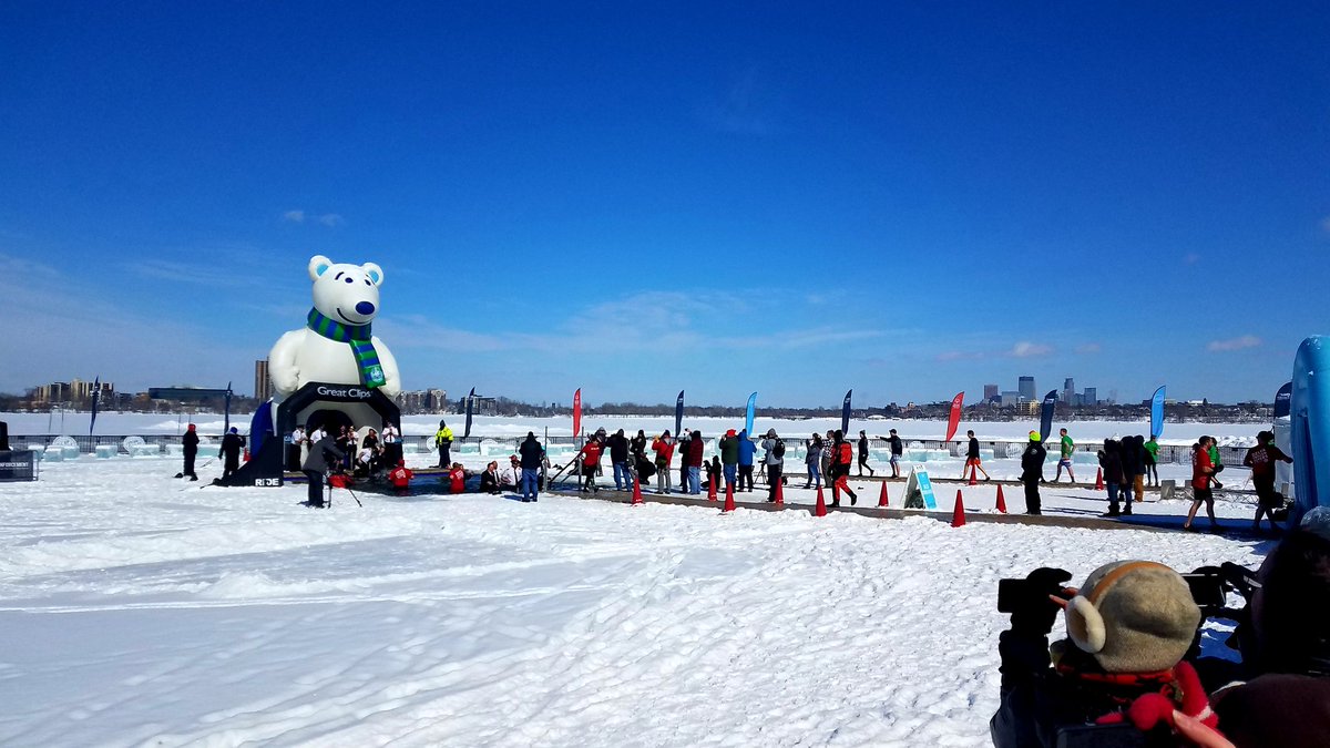 Jeff_Wagner4's tweet photo. Beautiful day to take a frozen dip for a great cause! @PlungeMN https://t.co/Ei61brzGmP