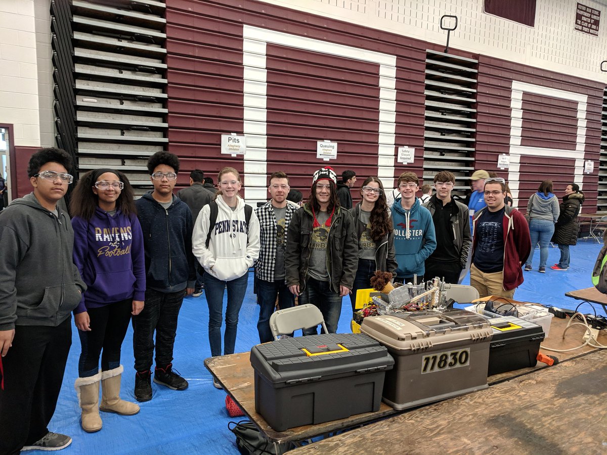 RedLionRarBots's tweet photo. Excited for the start of the Pennsylvanian FTC Championship! Good luck to everyone here! #roverruckus @rlschools https://t.co/I9nmWzC7Y3