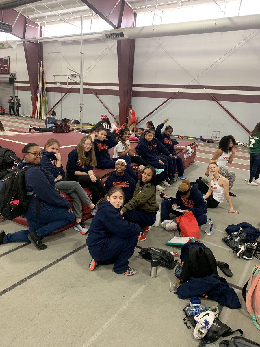 rhstrackgirls's tweet photo. Camp Spartan at the Argo Invite #SpartanPride https://t.co/m09ewqzEkC