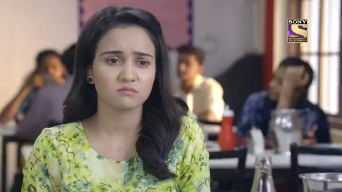 TRANSITION COURTSHIP!4 years as lovers yet a lot to discover, many giggles & lil tears,full of romance yet bit more banters,hidden meets & long phonecalls.The anxiety of a new open life made them more thrilled to spend the last hidden moments as lovers #YehUnDinonKiBaatHai