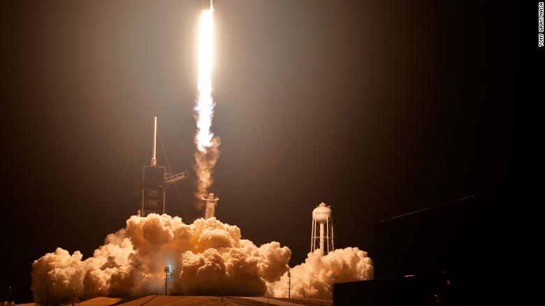 CNN's tweet photo. SpaceX's Crew Dragon capsule, its first spacecraft designed to carry humans, took flight for the first time today
https://t.co/7TjcaHh4ab https://t.co/h6RiJNeSCL
