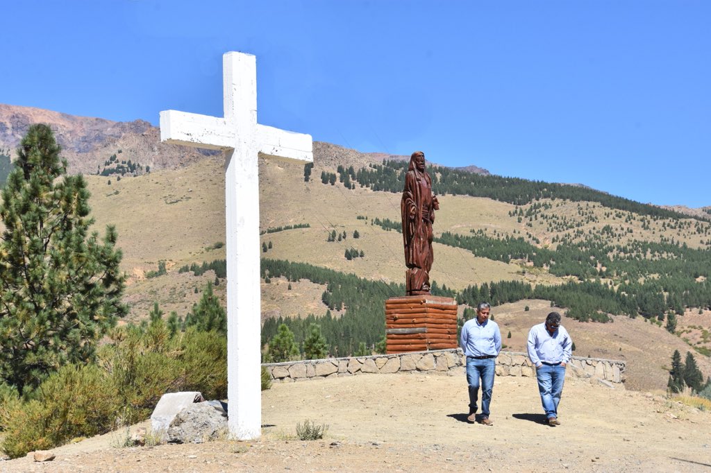 Rolo_Figueroa's tweet photo. En @MunicHuingan_co se construirá la obra del Sagrado Corazón de Jesús de #AlejandroSantana.
“son obras potentes que movilizan la fe, y a la vez generan desarrollo a través del turismo religioso en cada uno de los lugares donde fueron emplazadas”. https://t.co/5RF192ZGzw