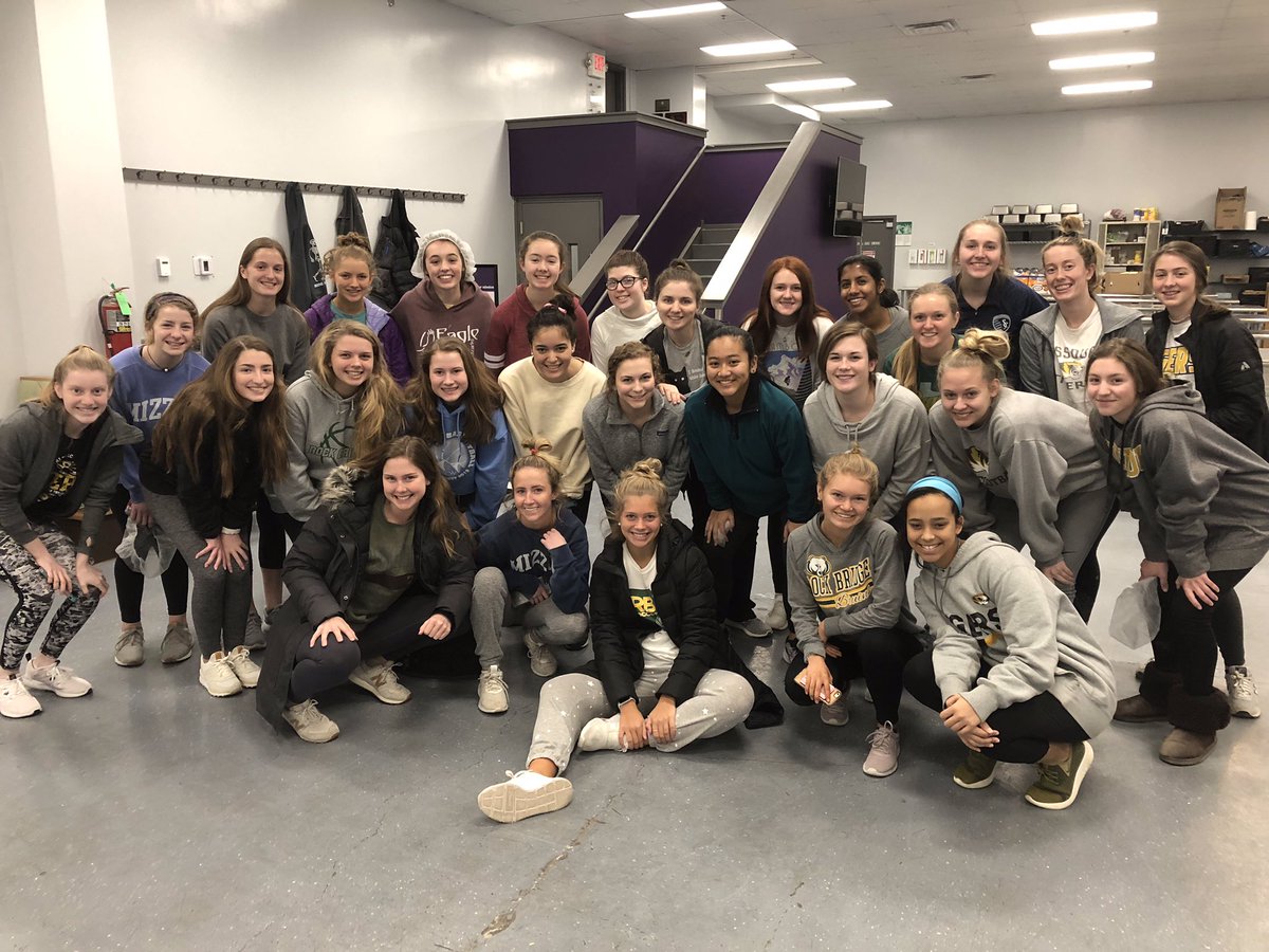 RbhsGirlsoccer's tweet photo. #StrongerTogetherSaturday
#FoodBankFun
#GoldandGreen2019
#Family
Part 3 https://t.co/JoQq1V5MOJ