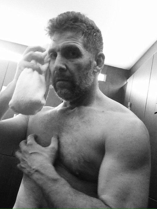 Tomorrow 48 years and so we are. Bookings for recordings info@palaustudio.com #pornstar #job #adult @FAKEhubOfficial<a href="/tag/job"class="tags"><span>#job</span></a><a href="/tag/adult"class="tags"><span>#adult</span></a><a href="/tag/pornstar"class="tags"><span>#pornstar</span></a>