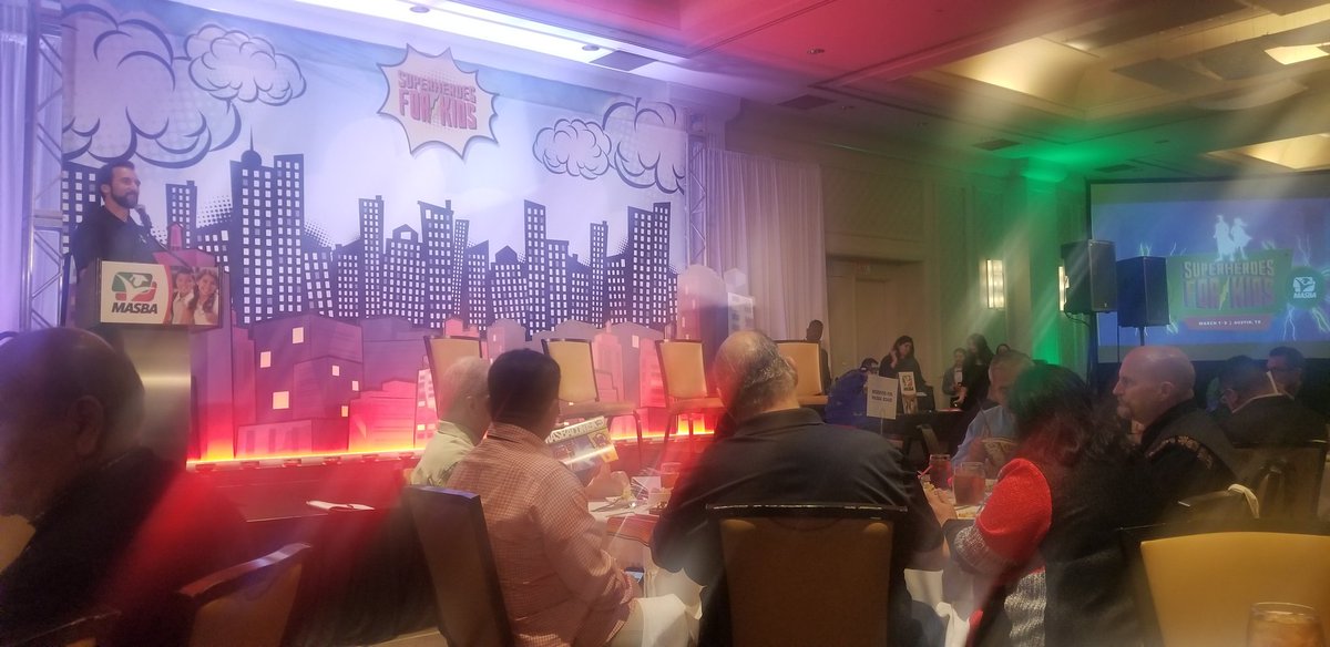 teritobiaskyle's tweet photo. Adelante Luncheon! #MASBAcon19 #SuperHeroes4Kids @RevDrJayme #MASBAAdelante https://t.co/7roQVs40q8