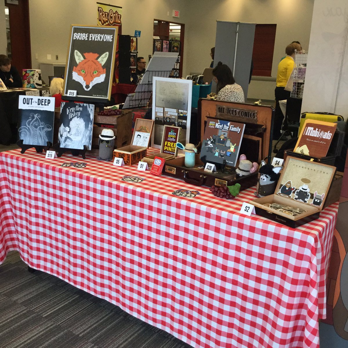DustBunnyMafia's tweet photo. Come see your favorite furry mobsters, learn some real life gangster trivia, and support some local artists @schaumlib comic con from noon to 4pm today! #comics #artistalley #schaumburglibrary #schaumburg #comiccon #artists #chicago https://t.co/7SkxIzRi5u