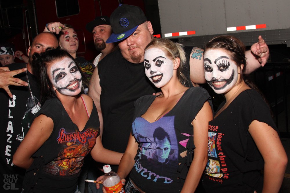 MainstageWV's tweet image. TONIGHT 🤡 ICP &amp;amp; Twiztid Fans! Doors open at 8pm. Get tickets at the door or online at MainstageWV.com ReTweet for a chance to win free tickets!! The Axe Is Family Tour