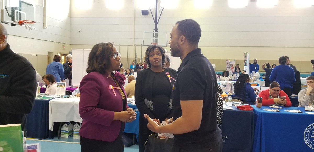 WhereKidsThrive's tweet photo. Co-Founder, Lorenzo McFadden with Katrina McCombs, Camden City School District Superintendent at NJ Family Festival. #WhereKidsThrive #ThriveProgram #NewJersey #SouthJersey #Camden #NJ #family #parents #children https://t.co/BB3tMJZzQt