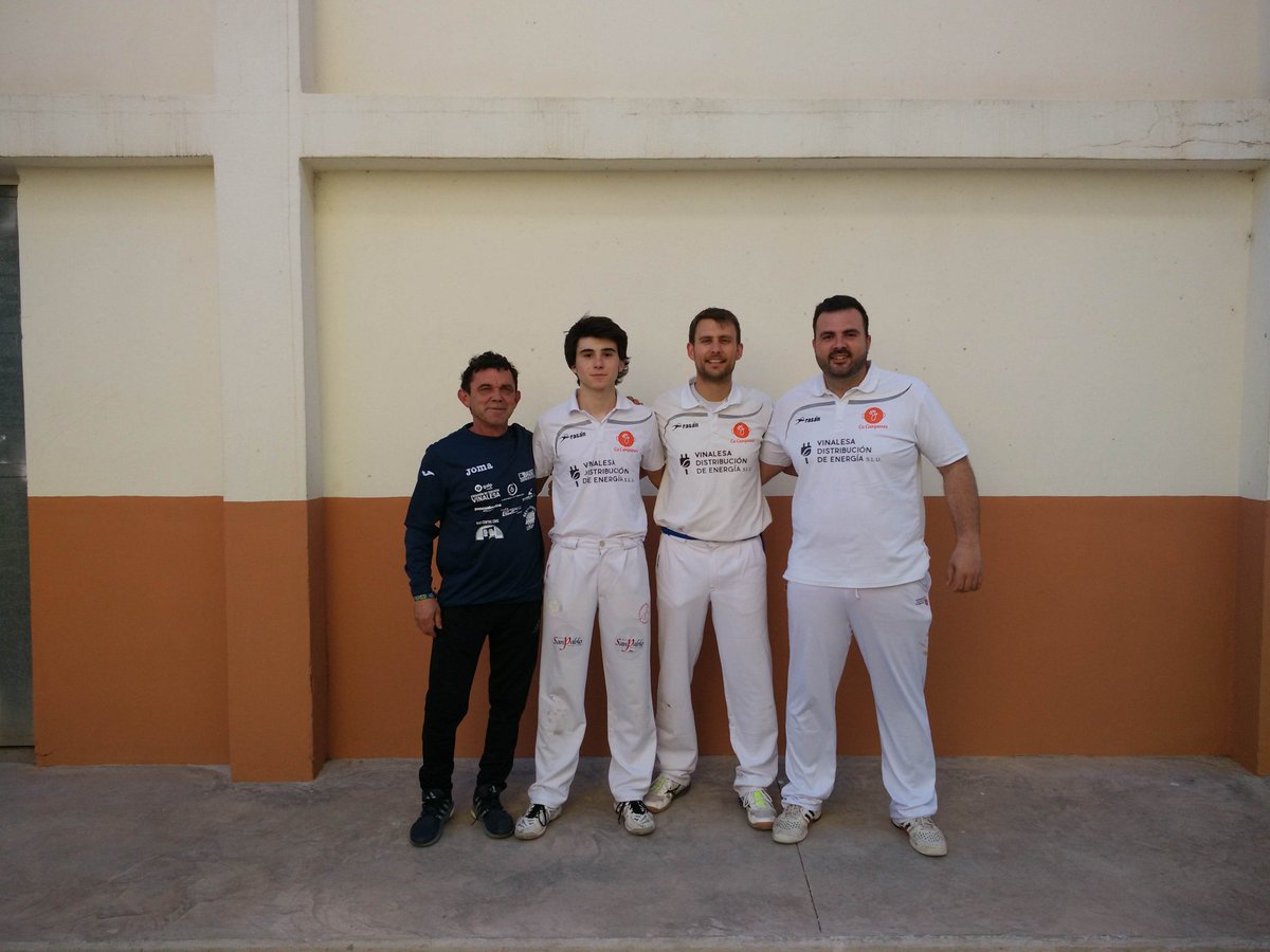 Vinalesa A arranca amb victòria fora de casa front Massalfassar val trofeu El Corte Inglés! #pilotavalenciana #PilotaMola