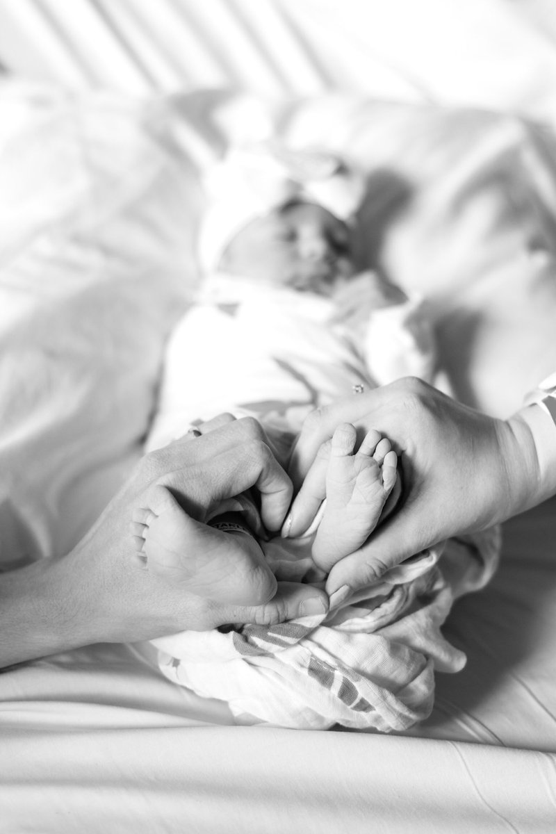 hlahandy's tweet image. Oh, by the way I had a whole ass baby on Thursday. 🥰🎀 Welcome to the squad Ruby, 6lbs 8oz of pure love and joy.