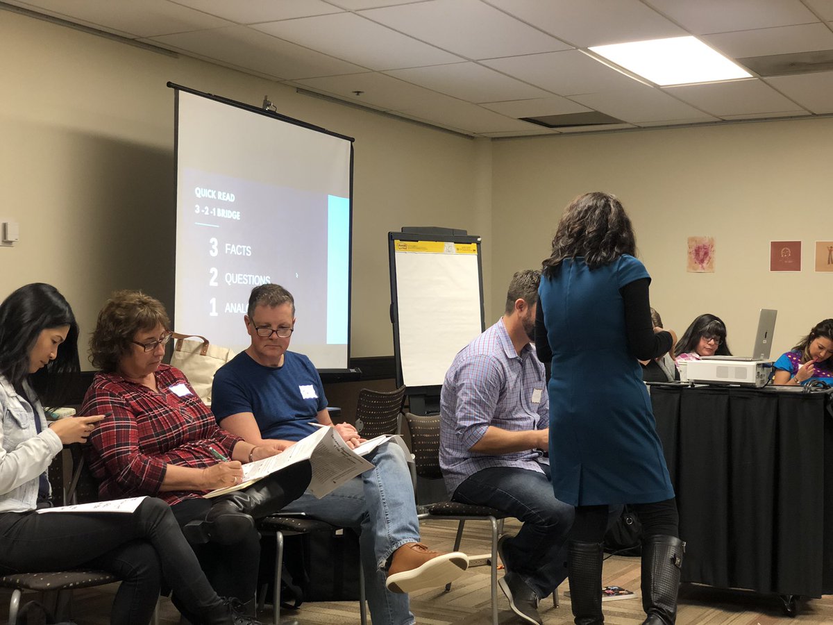 sdlocal777's tweet image. #thinkingroutine with Hammond’s text #321Bridge #equity #sdawp #springconf19 #nwp