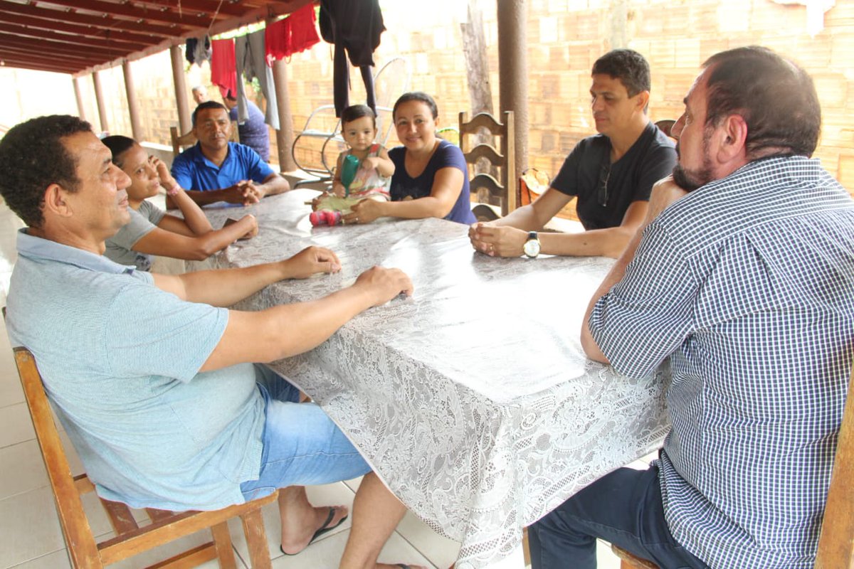 issam_saado's tweet photo. Final de semana em visita ao amigo Claudiney, ex vice-prefeito do município de São Sebastião do Tocantins #IssamSaado #DeputadoIssam https://t.co/ut5RSdNj2j